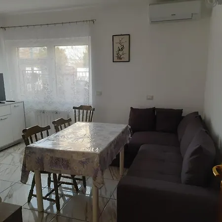 Azzurra * Monfalcone